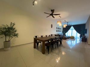 Legasi Kampung Baru Backpackers Guesthouse