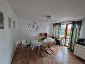 Rodzinny dom wakacyjny 95 m2 nad jeziorem