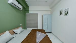 Olive & Ivory retreat 3bhk Khajaguda