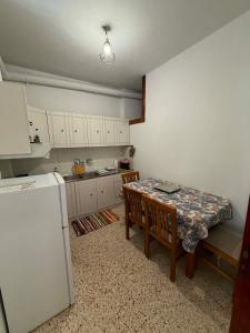 OCEAN VISTA Beachfront Apartment Near Airport-B3
