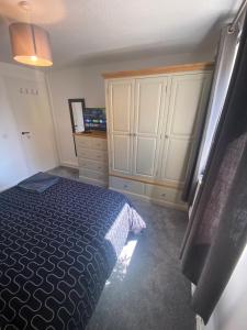 5 Star Large Double Room in Hull with Free Parking & WIFI