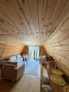 Osum Canyon Cabin
