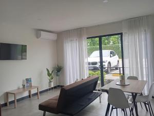 Condominio Novatriana - SJO Airport