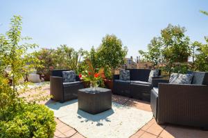 Luxury Penthouse - Bologna City View & Terrace