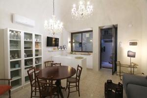 Tre Vie apARTment 80