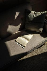 Oriente Luxury Boutique Apartment in Ello