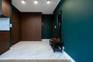 Atlas Arena Brick Loft Apartment by BookingHost