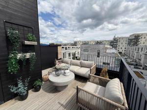 A Luxury Three Story House By CPH Harbor