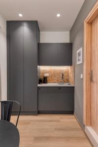 City Apartment in Keramikos