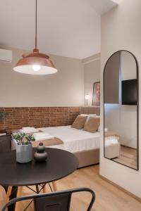 Studio Apartment in Keramikos