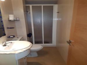 2ª LINEA PLAYA LEVANTE APT PARA 2 ADULTOS,--Aire acondi, piscina, opción "garaje EXTRA"