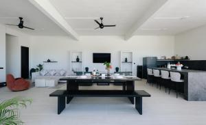 Tris Villa 2