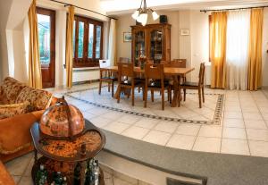 Mountain Breeze Sanctuary with View near Volos