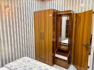 Red Flag Serene Stay Near Pallasio Mall Ekana