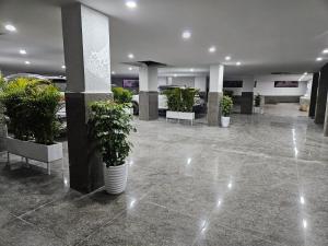Luxury 3BHK, Walk to Yashobhoomi, 10 Min Airport