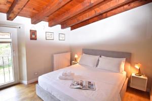 Luke Loft Lakeside Charm Central park - Happy Rentals