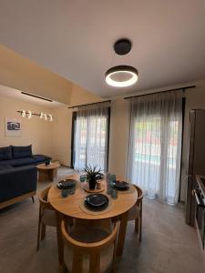 AquaLibre Pool Villas - West