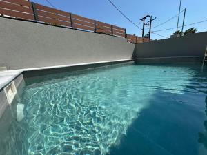 AquaLibre Pool Villas - West