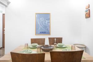 2 Bdr Apt in Vibrant Pangrati-walk to Syntagma