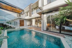Kingi Residence - Unique 3BR Pool Villa in Umalas