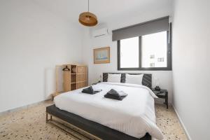 Zen Spacious, Psirri