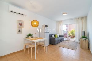 Milenial Immo - 2E Apartment 100 m from the sea, Santa Margarita Roses