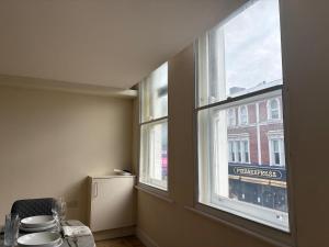 Lovely 3 Bedroom Flat In Sutton