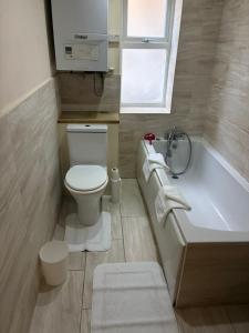 Lovely 3 Bedroom Flat In Sutton