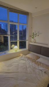 D1 Heart - Cityview & Rooftop - Kanso at Cozinema
