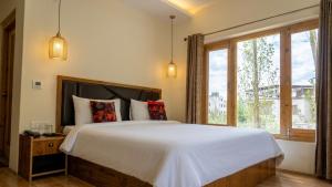 Green View Hotel