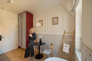 Bema Atelier Bath & Marble Suite near Beach by Downtown Apartments