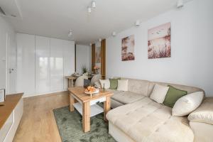 Lumina I 3-room Apart with Balcony I near Mall Arkadia