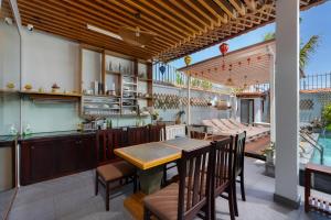 Traditional style - Old town style