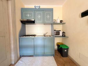 Ginestre Smeraldo by Casa Check