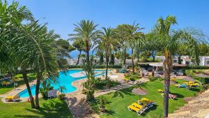 Miraflores sea and pool views