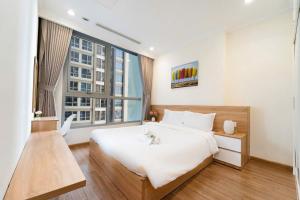 Vinhomes Central Park - Landmark 5