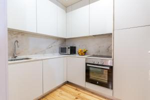 Historic Se Apartment Prime Location by HostWise