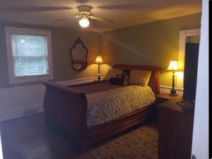Historic Home Near Downtown