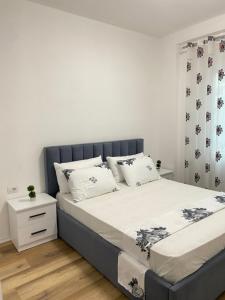 Kurti Apartment ,Golem