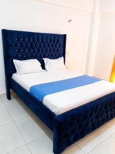 Cozy and Spacious 1BR with 2Beds Bnb at Kisimani Heights Apartment, Mombasa