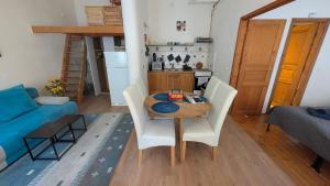 W15 Apartman