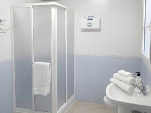 Apartamento en Conil de la Frontera ubicado en en una zona tranquila y muy bien situada para disfrutar del pueblo y de la playa sin necesidad de coche SOLO PARA FAMILIAS Y PAREJAS