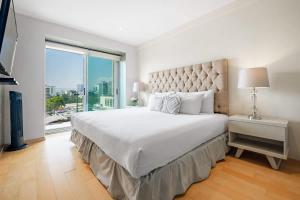 Polanco 2BR Skyline Balcony Gym & Sauna