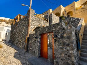 Black Lithos Residences