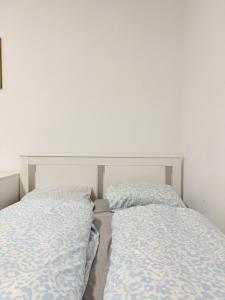 Apartment Near Stadthalle and City Center