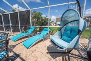 Private Pool 2 Seater Golf Cart Life Stlye IDs