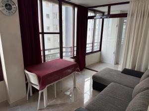 Clubrent - Edf Topacio 4, en la playa, garaje