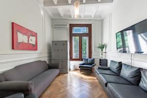 Spacious and Comfortable Apartment in Retiro