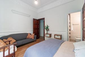 Spacious and Comfortable Apartment in Retiro