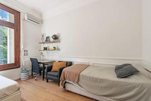 Spacious and Comfortable Apartment in Retiro